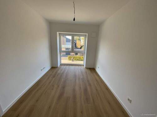 Schlafzimmer - 3 Zimmer Etagenwohnung in Bad Zwischenahn