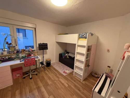 Schlafzimmer OG - Doppelhaushälfte mit 149,00 m&sup2; in Bergisch Gladbach zum Kaufen