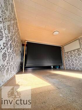 Zimmer 1 mit Leinwand EG - 