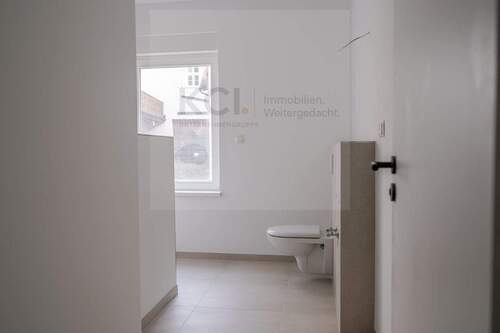 Bad - 2 Zimmer Etagenwohnung zur Miete in Immenhausen