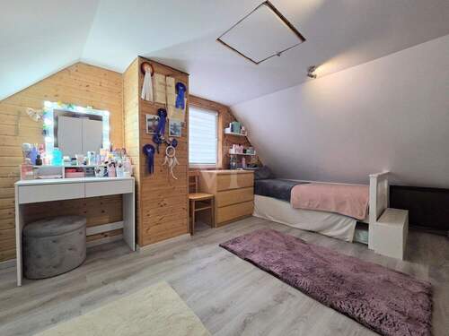 Gemütliches Schlafzimmer im Dachgeschoss (Vorderhaus) - 