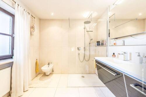Bad mit Walk-In Dusche - 