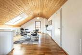 Großzügiges Dachstudio - 