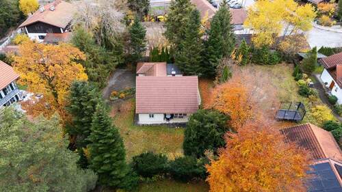 Luftbild - Grundstück zum Kaufen in Oberhaching / Deisenhofen