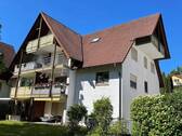 Bild 1 - Helle 3-Zimmer-Wohnung mit zwei Balkonen und Tiefgaragenstellplatz in zentraler Lage in Meersburg