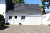 Garage und Hauswirtschaftsraum - 
