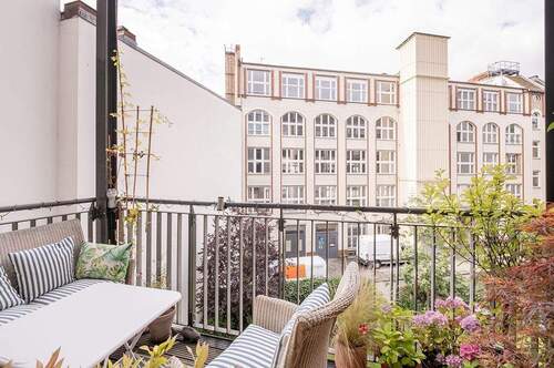 Balkon mit Südwestausrichtung - 3 Zimmer Etagenwohnung zum Kaufen in Berlin