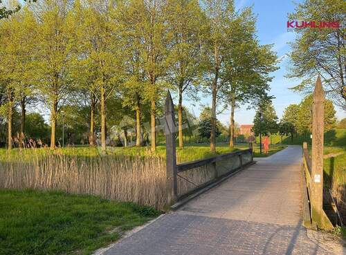 Vis-á- vis zum Zitadellenpark - 