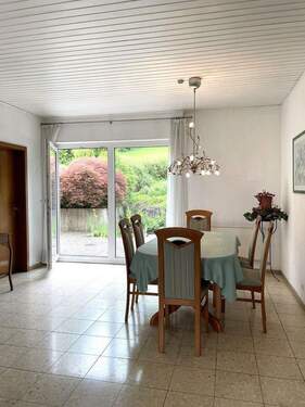 Essbereich mit Terrassenblick - 