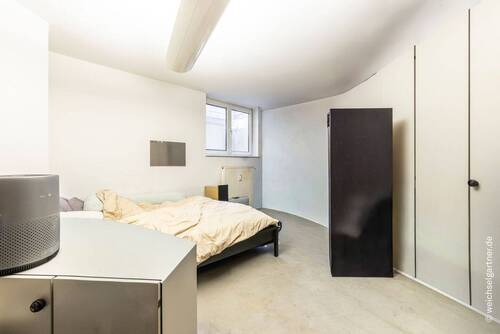 Vielseitig Nutzbarer Hobbyraum - 