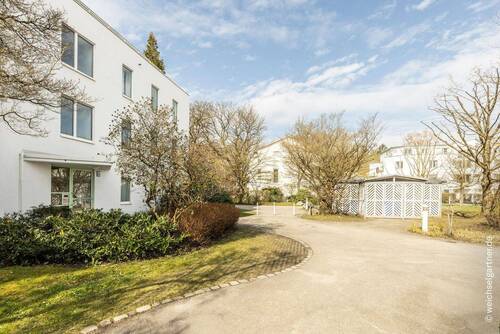 Vorderansicht des Gebäudes - 3 Zimmer Etagenwohnung in München