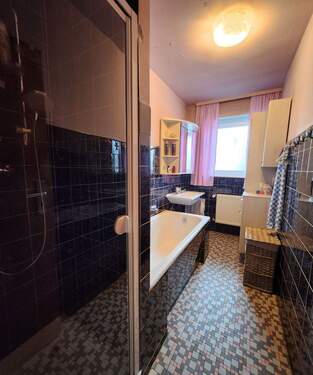 Badezimmer/Dusche - 