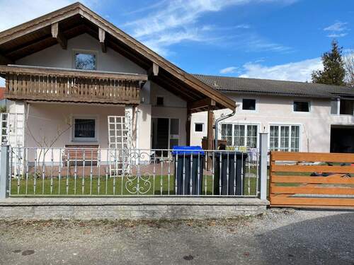 Ansicht Süd - 7 Zimmer Einfamilienhaus zum Kaufen in Rosenheim