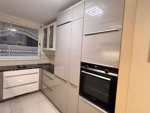 EG-Küche - Reihenmittelhaus mit 145,10 m&sup2; in Erlangen zum Kaufen