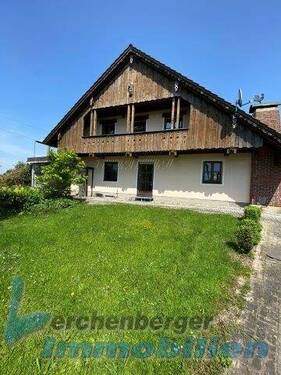 Hausansicht.jpg (4) - 7 Zimmer Einfamilienhaus zum Kaufen in Niederviehbach / Rothhaus