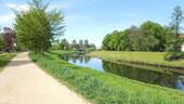 Mulde mit Radweg - 