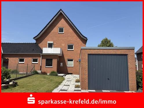 Außenansicht - Doppelhaushälfte mit Garage - 220.000,00 EUR Kaufpreis, ca.  120,00 m² Wohnfläche