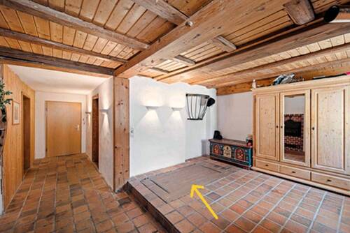 Flur 1 , Bauernkeller - 