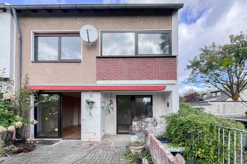 2 Terassen - Reihenendhaus mit großem Garten und Garage in Toplage - bereit für Ihre Ideen!