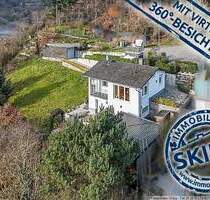 Sehr gepflegtes Haus mit Weitblick in die Natur oberhalb von SchuldAhr