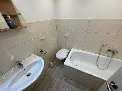 004020156800_302_265_14032023111757609 - 