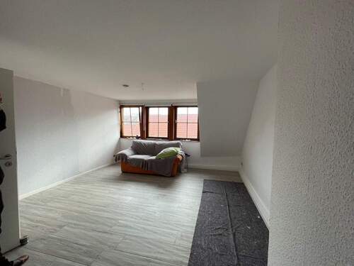 004020156800_302_265_14032023111756124 - 