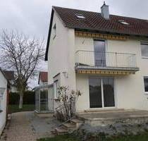 DHH mit großem Grundstück in SR-Süd - Straubing