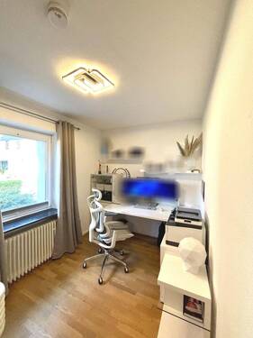 Büro/kleines Zimmer im EG - 