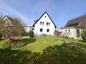 Garten an der Ostseite des Hauses - Einfamilienhaus mit 127,00 m&sup2; in Uelzen zum Kaufen