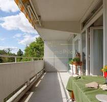 Lichtdurchflutete Wohnung über den Dächern von Bornheim - Frankfurt am Main / Bornheim