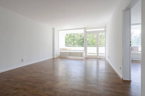Renovierungsvorschlag Wohnzimmer - Etagenwohnung mit 64,00 m² in Frankfurt am Main / Bornheim zum Kaufen