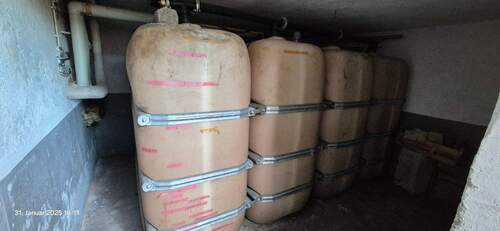 Öltanks_4 x 2.000L. - 