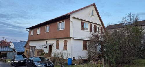 Hausansicht_Straßenseite (3) - 8 Zimmer Mehrfamilienhaus, Wohnhaus zum Kaufen in Straubenhardt