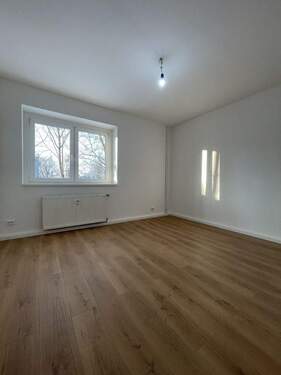 Zimmer 1 - 2 Zimmer Etagenwohnung in Rüdersdorf bei Berlin