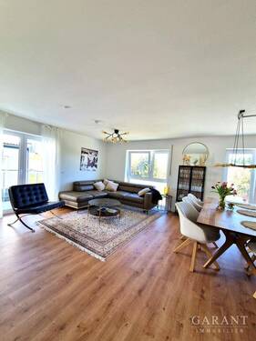 Wohnen und Essen - Luxuriöse Maisonette mit Vollausstattung & Naturblick - fünf Zimmer, 3 Balkone, 2 TG-Stellplätze