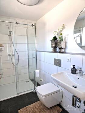 Duschbad OG - Etagenwohnung mit 123,00 m&sup2; in Waldkirchen zum Kaufen