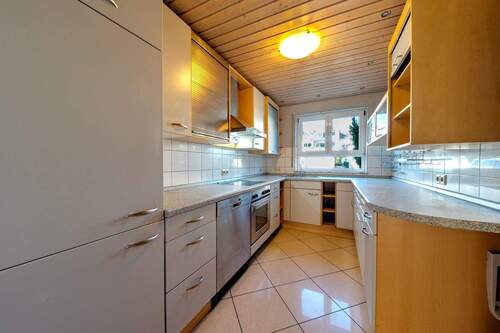 Küche - 5 Zimmer Reihenmittelhaus in Böblingen