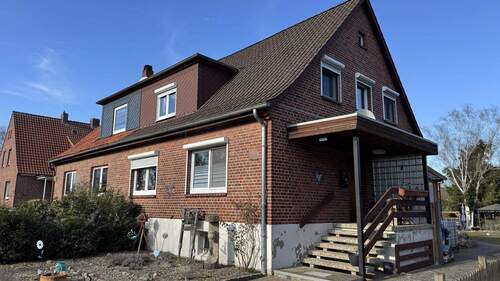 Ansicht von vorn - 4 Zimmer Doppelhaushälfte zum Kaufen in Dannenberg