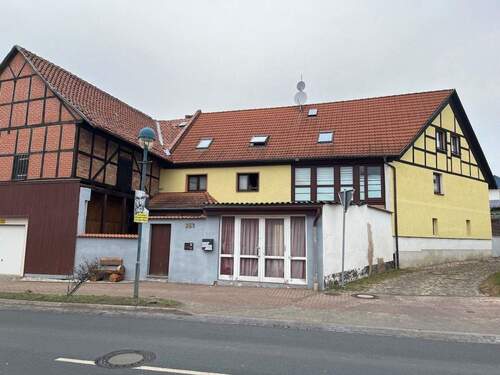 004020156800_302_346_21042025222933126 - 6 Zimmer Mehrfamilienhaus, Wohnhaus zum Kaufen in Westerhausen