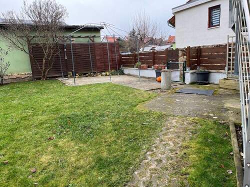 004020156800_302_346_21042025222934642 - 