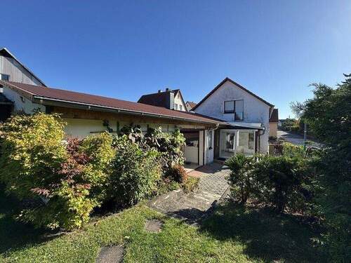 Hof - 4 Zimmer Einfamilienhaus in Trügleben