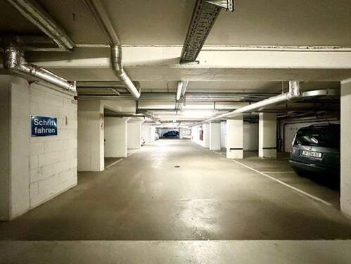 Tiefgarage - 