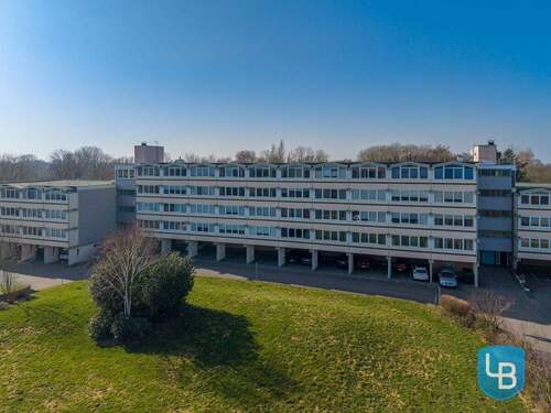 Vorderseite - Stilvolle 1,5 Zimmer-Ferienwohnung mit verglaster Loggia in modernem Design