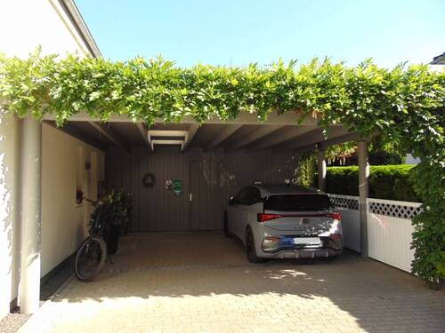 Carport - Einfamilienhaus mit 130,00 m² in Oldenburg / Kreyenbrück zum Kaufen