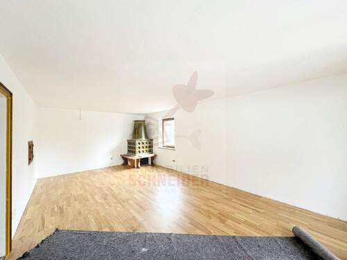 Wohnzimmer III - Etagenwohnung mit 101,40 m² in München zur Miete