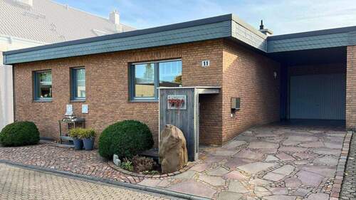 Hausansicht 1 - Bungalow mit 145,00 m&sup2; in Erftstadt zum Kaufen