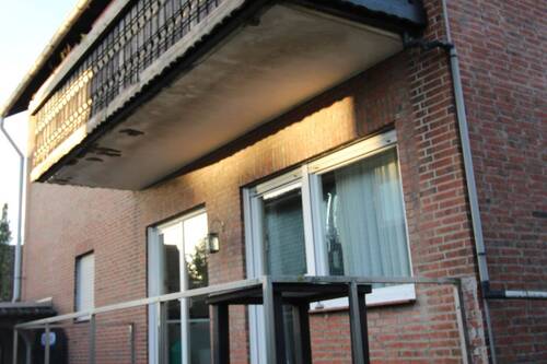 Balkon und Terasse.JPG - 1 Zimmer Mehrfamilienhaus, Wohnhaus in Langenhagen