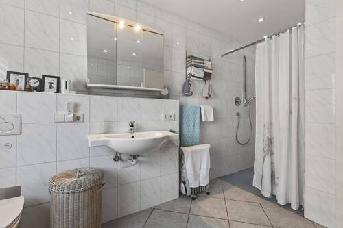 Badezimmer EG (2) - 