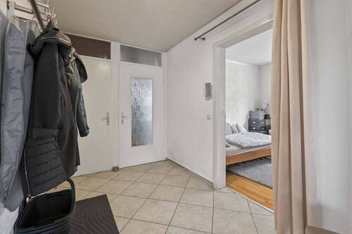 Wohnungseingang EG - 