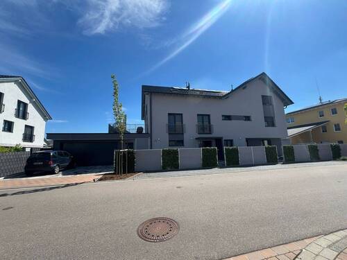 Gesamtansicht - Doppelhaushälfte mit 270,00 m&sup2; in Rheinhausen zum Kaufen